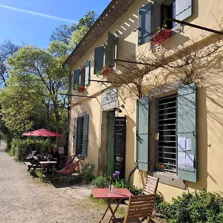 אתר קמפינג Au Bord Du Canal Du Midi קרקסון